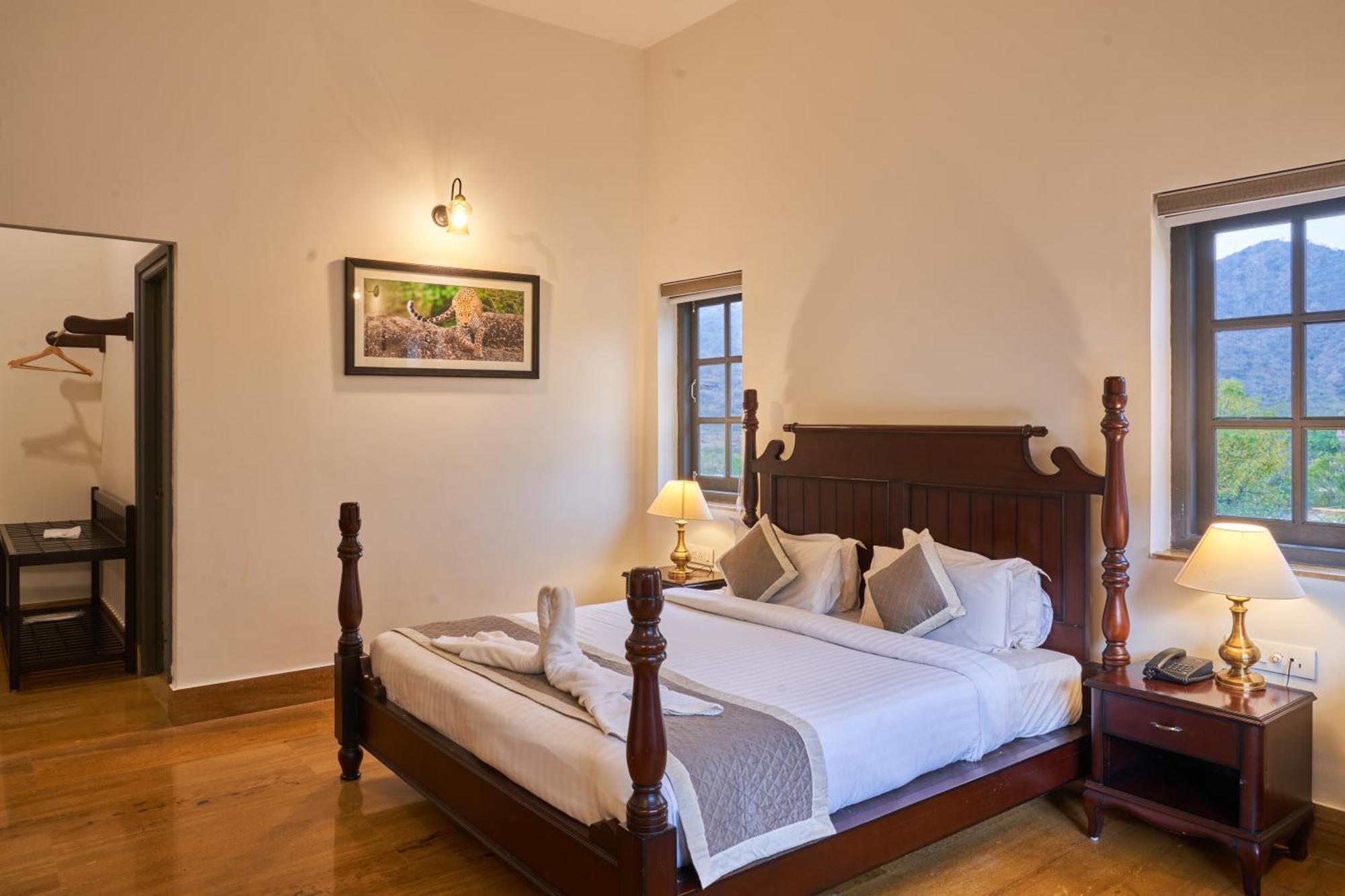 The Hunting Lodge Resort Udaipur - Villas & Pool Dabok Kültér fotó