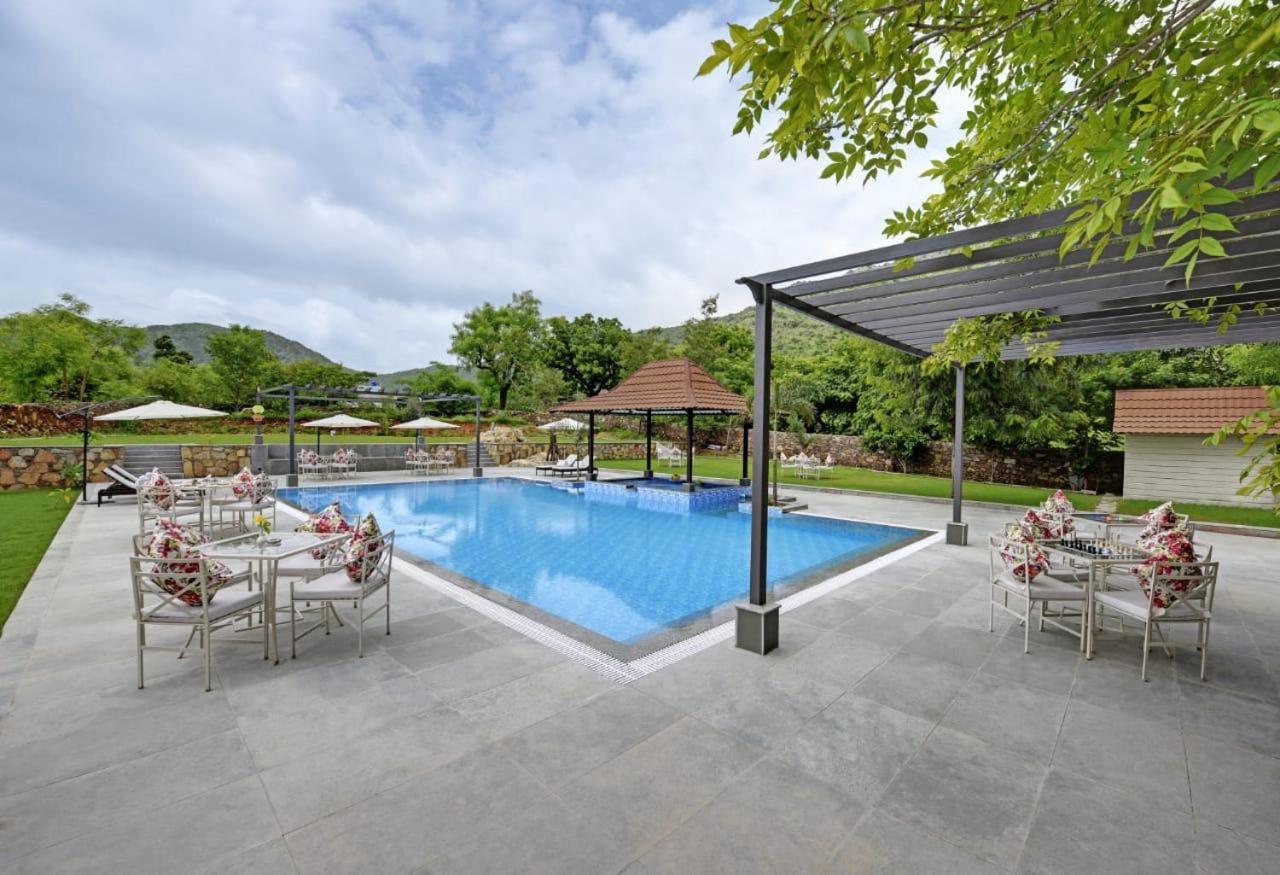 The Hunting Lodge Resort Udaipur - Villas & Pool Dabok Kültér fotó