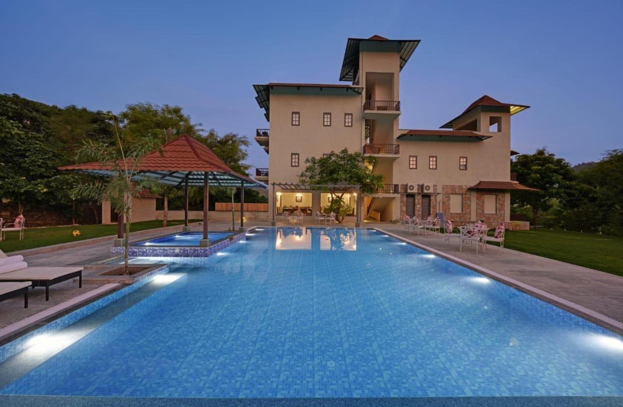 The Hunting Lodge Resort Udaipur - Villas & Pool Dabok Kültér fotó